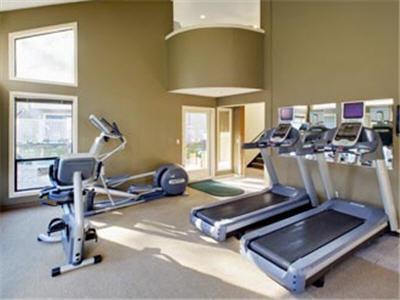 Hawthorn Suites By Wyndham Kent, Wa Exteriör bild